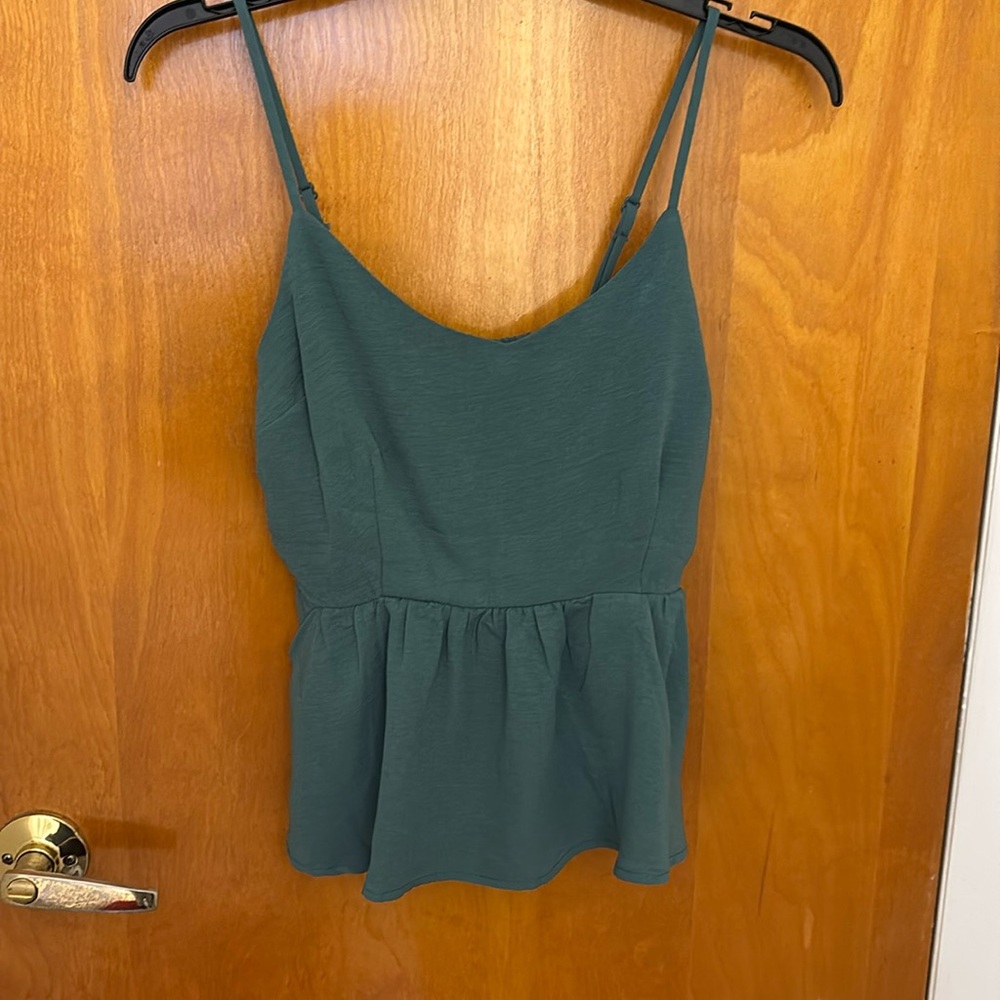 Emerald green babydoll flowy medium shirt.